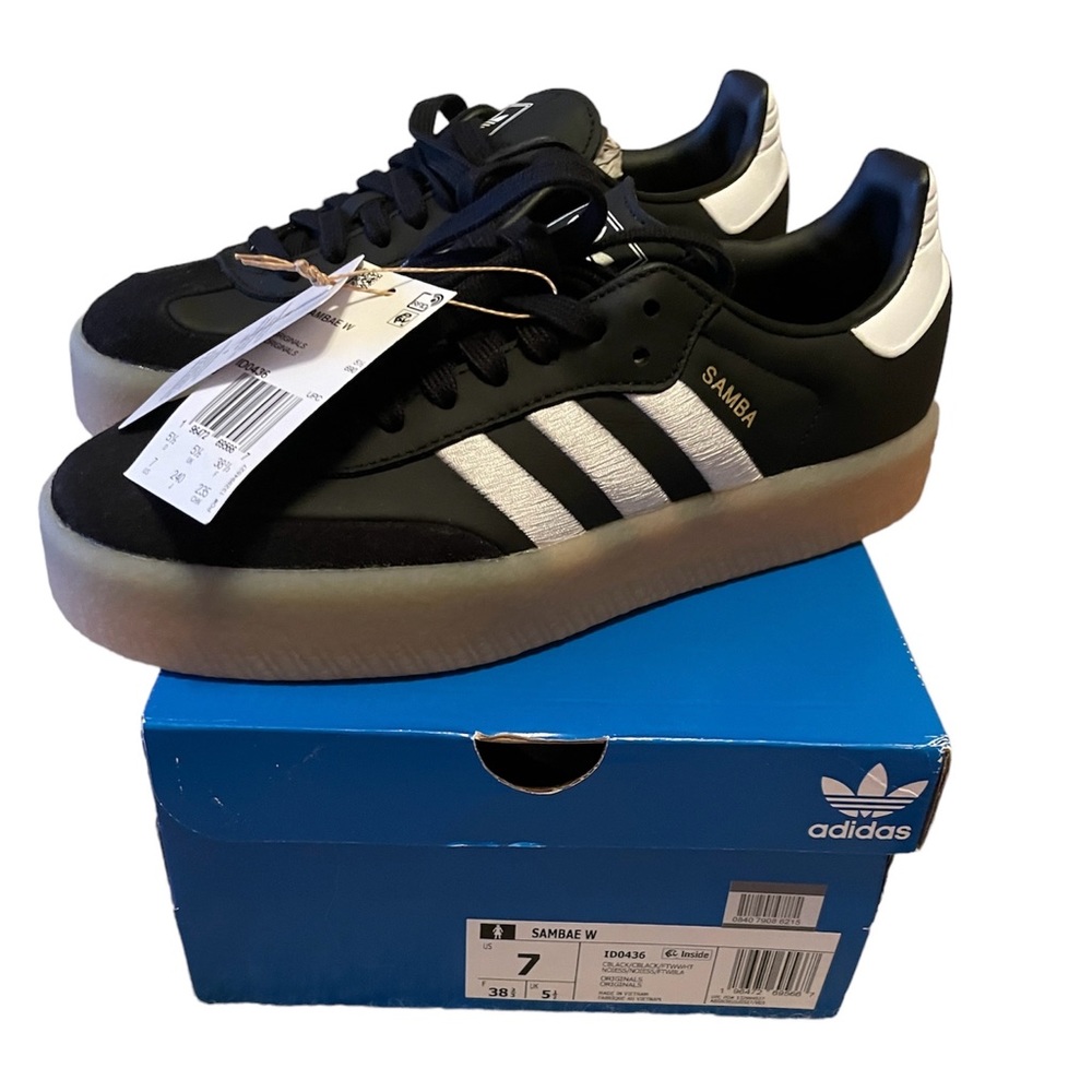 Brand New Adidas Sambae Women’s Shoe in US size 7 color cblack/cblack/ftwwht